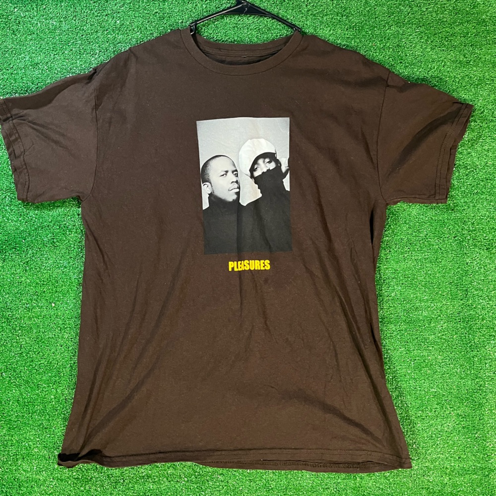 Pleasures OutKast tee